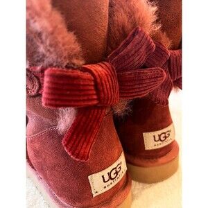 Suede UGG Australia Size 9 Mini Bailey Corduroy Bow Kiss Ankle Red Boots